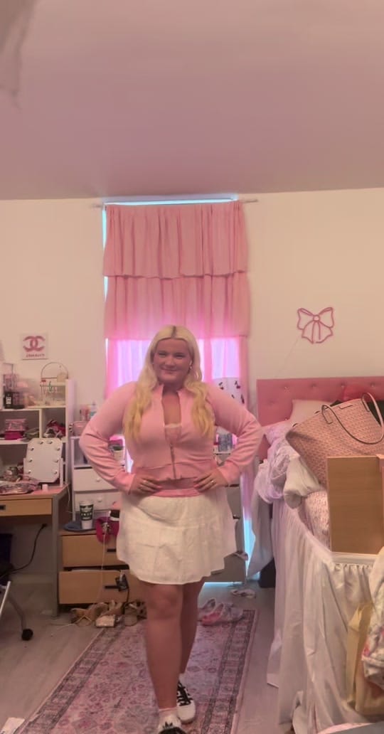 Post 9 by simone on TikTok (video)