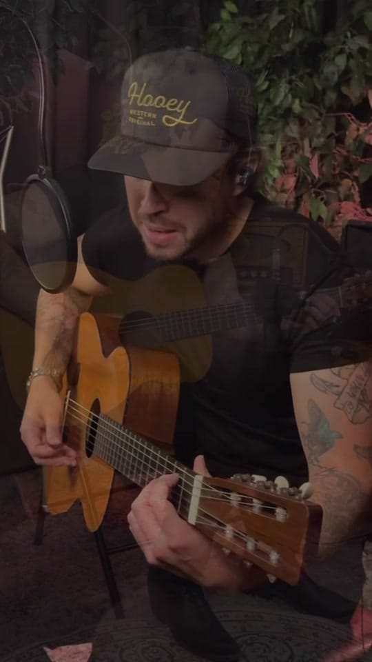 Post 4 by Caleb Lovely on TikTok (video)