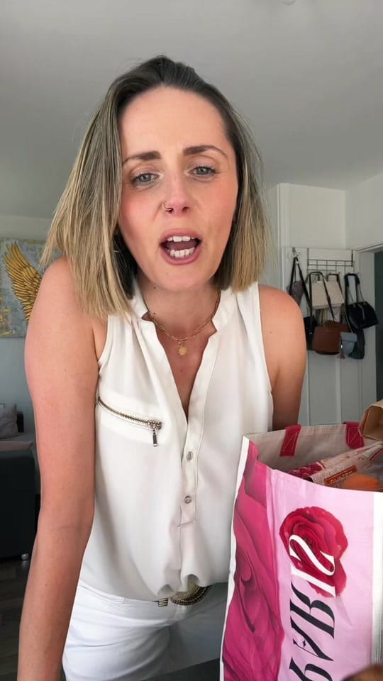 Post 7 by mel☀️chezkelina on TikTok (video)
