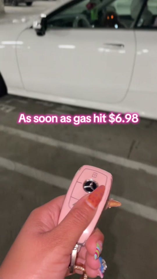 Post 4 by Lady Karagan on TikTok (video)