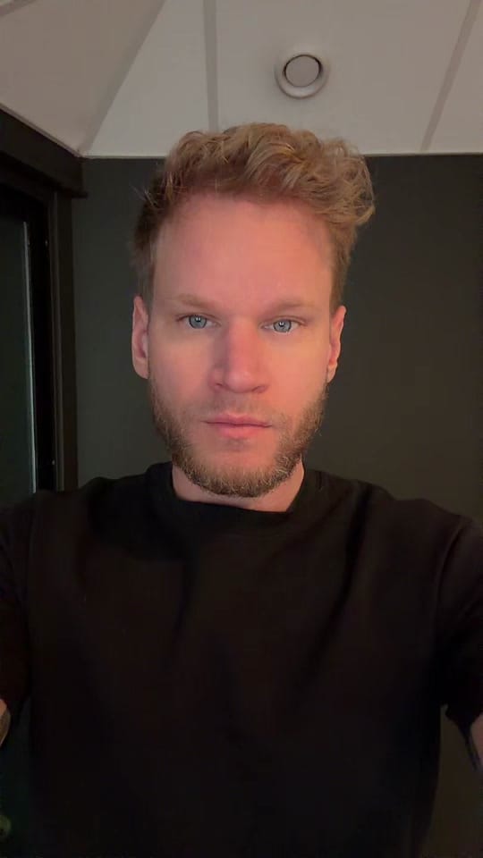 Post 4 by AlexAlexanderLive on TikTok (video)
