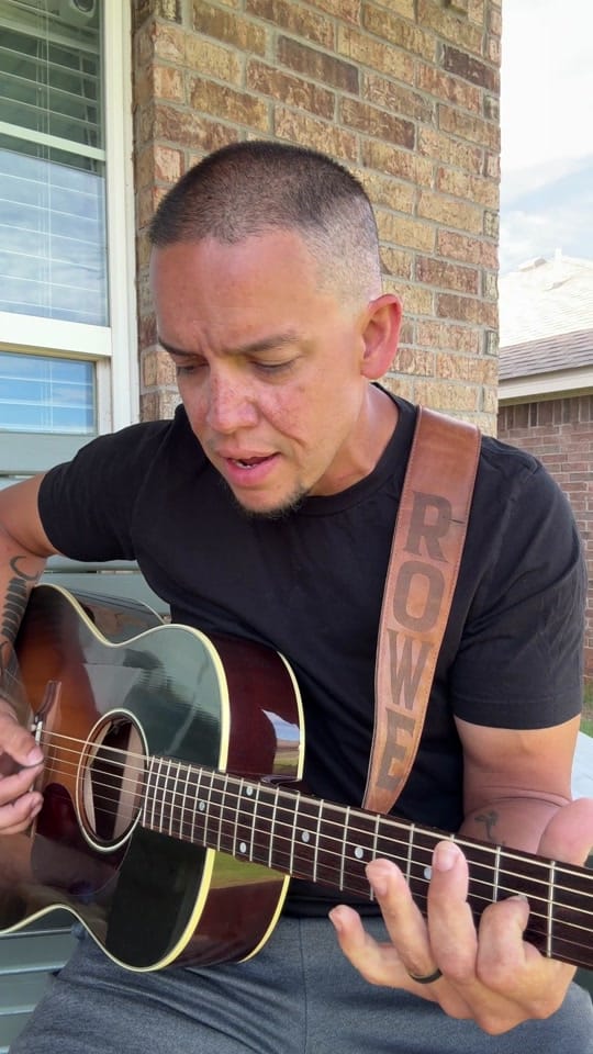 Post 2 by Jeremy Rowe on TikTok (video)