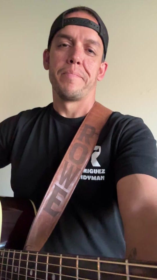 Post 7 by Jeremy Rowe on TikTok (video)