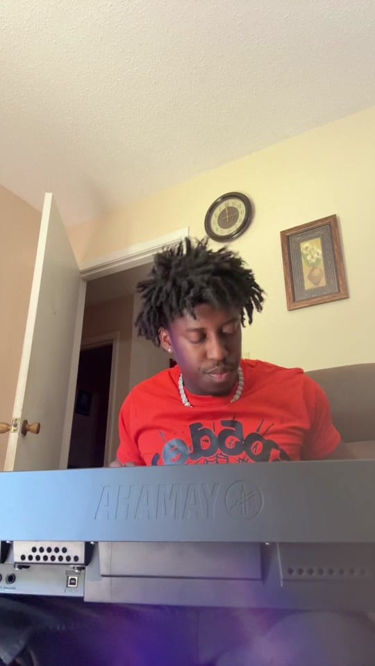 Post 7 by 1AM MUSIC on TikTok (video)
