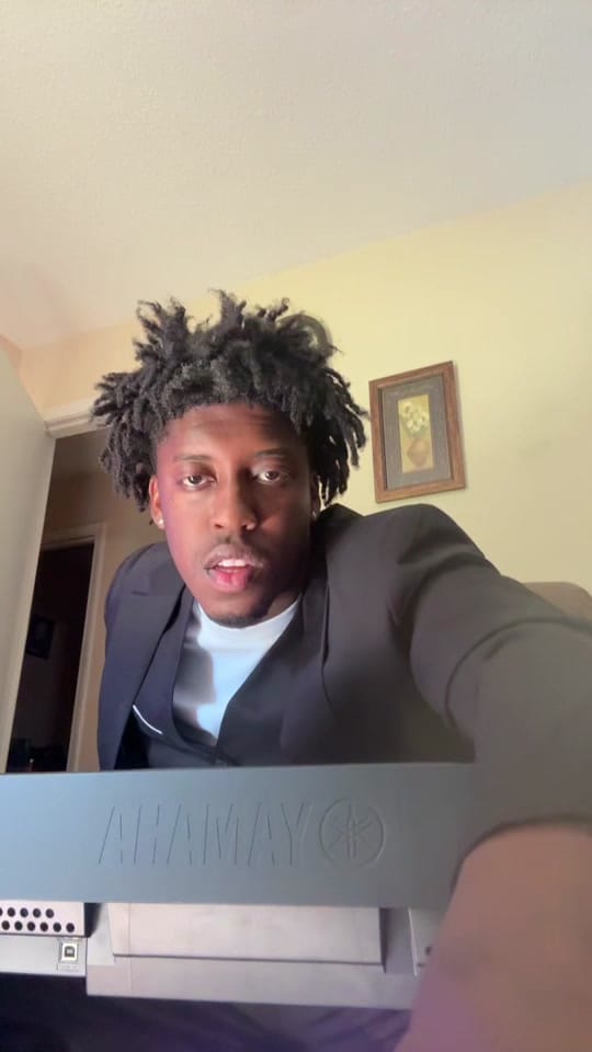Post 8 by 1AM MUSIC on TikTok (video)