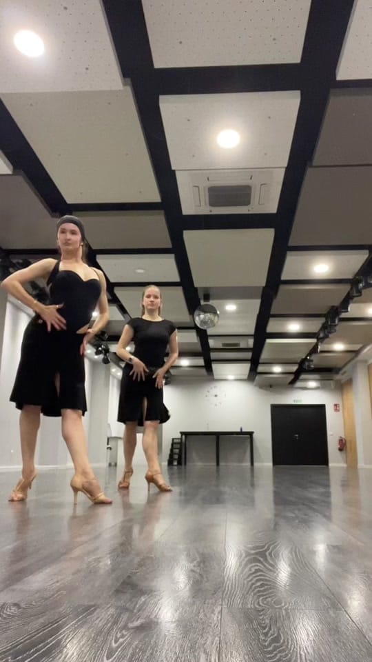 Post 9 by Alina Zhukouskaya on TikTok (video)