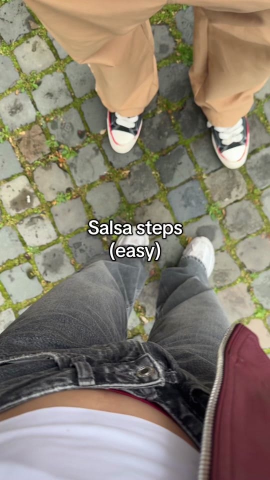 Post 1 by Gio & Bas on TikTok (video)