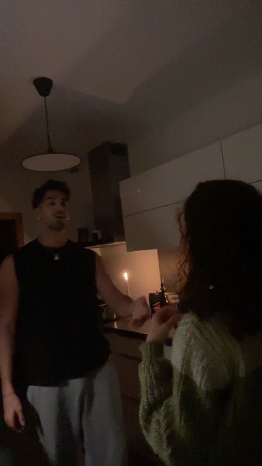 Post 9 by Gio & Bas on TikTok (video)