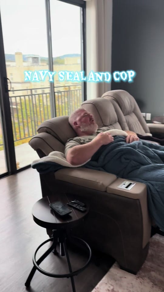Post 3 by Brett Jones on TikTok (video)