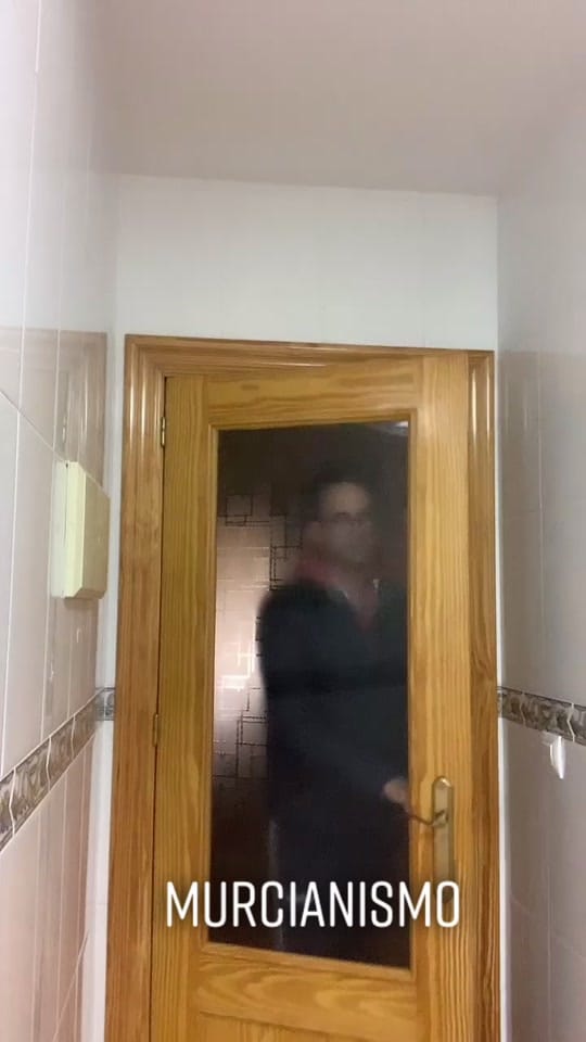 Post 10 by Alex GR on TikTok (video)