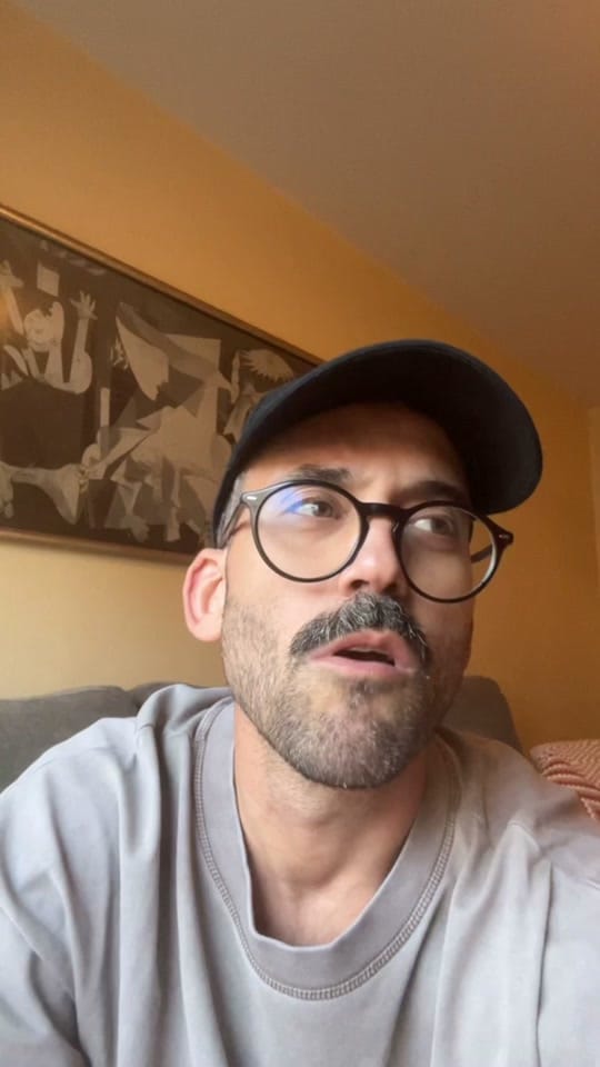 Post 1 by Alex GR on TikTok (video)