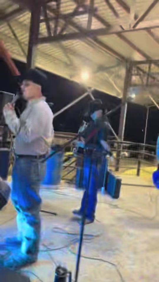 Post 5 by Petroleros Del Bravo on TikTok (video)
