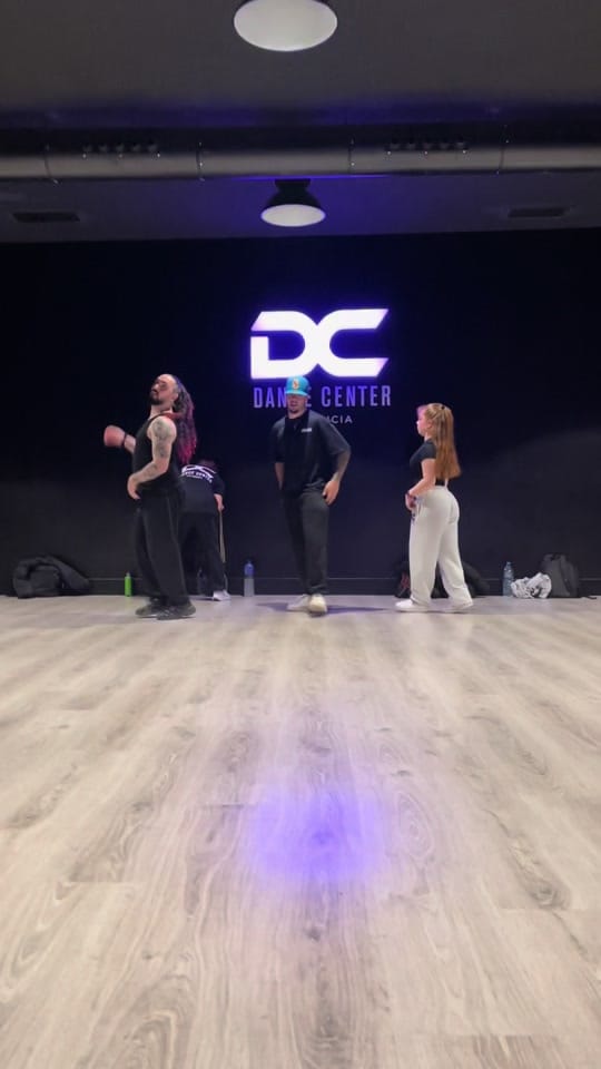 Post 5 by agusostapiuk on TikTok (video)
