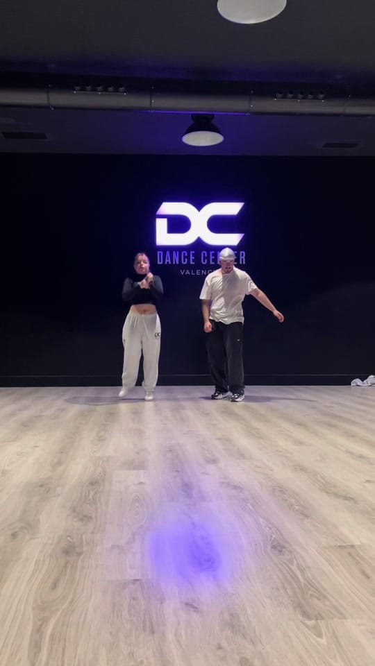 Post 2 by agusostapiuk on TikTok (video)