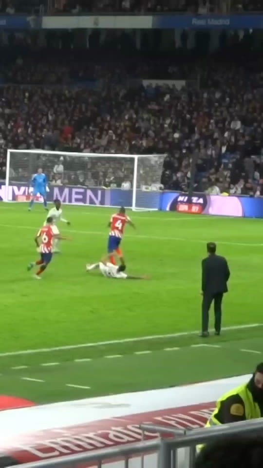 Post 3 by Real Madrid C.F. 🇮🇩 on TikTok (video)