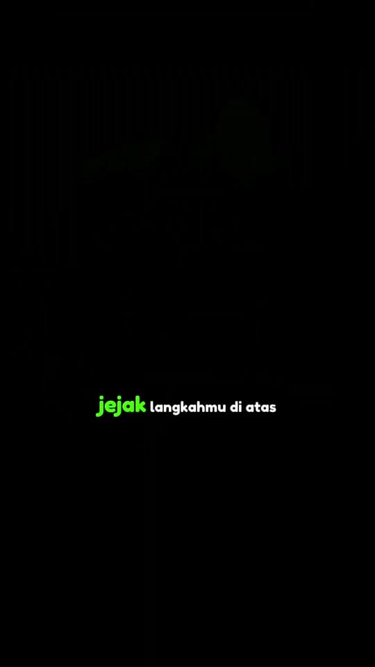 Post 5 by Poppy Mercury on TikTok (video)