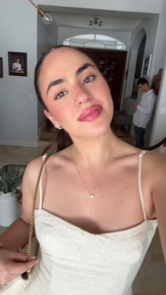 Post 1 by Mia Kennedy on TikTok (video)