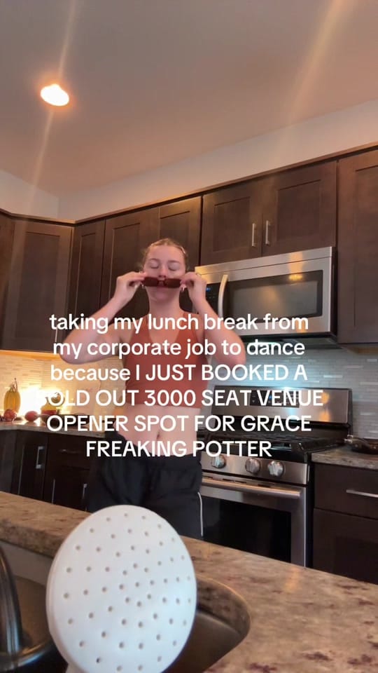 Post 7 by Bella Peadon on TikTok (video)