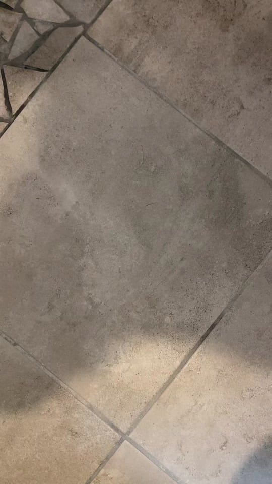 Post 1 by Enrouelibre64 on TikTok (video)