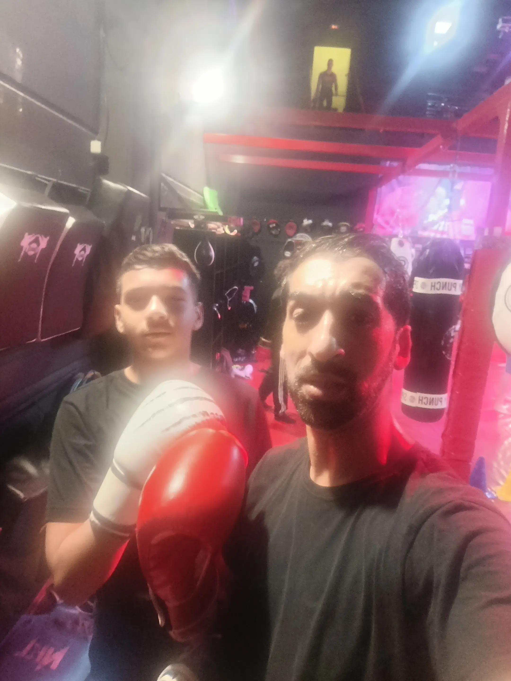 Post 6 by cheto Muñoz on TikTok (video)