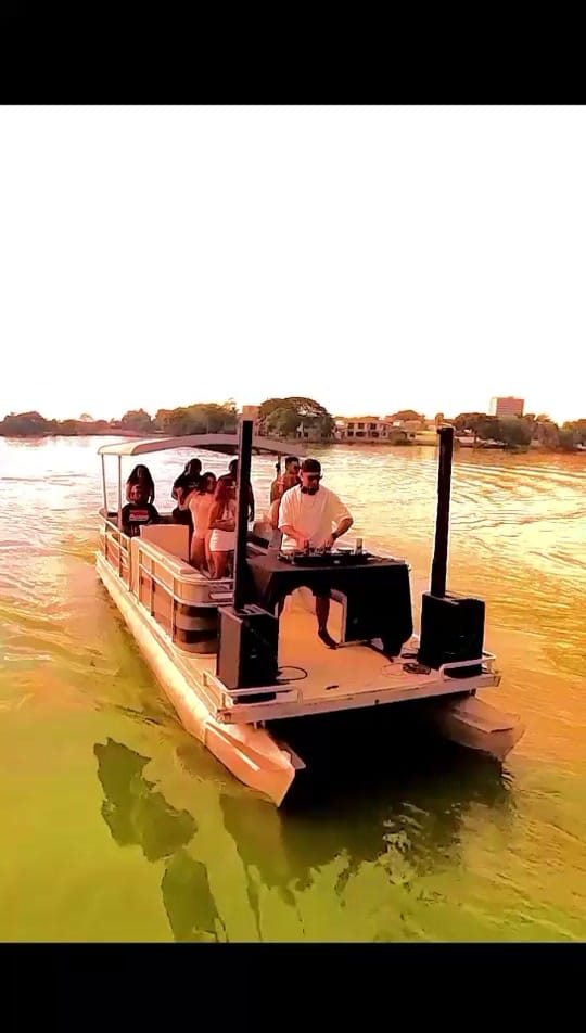 Post 4 by Isa Acosta on TikTok (video)