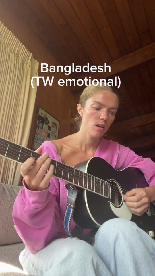 Post 5 by Rosie Rush on TikTok (video)
