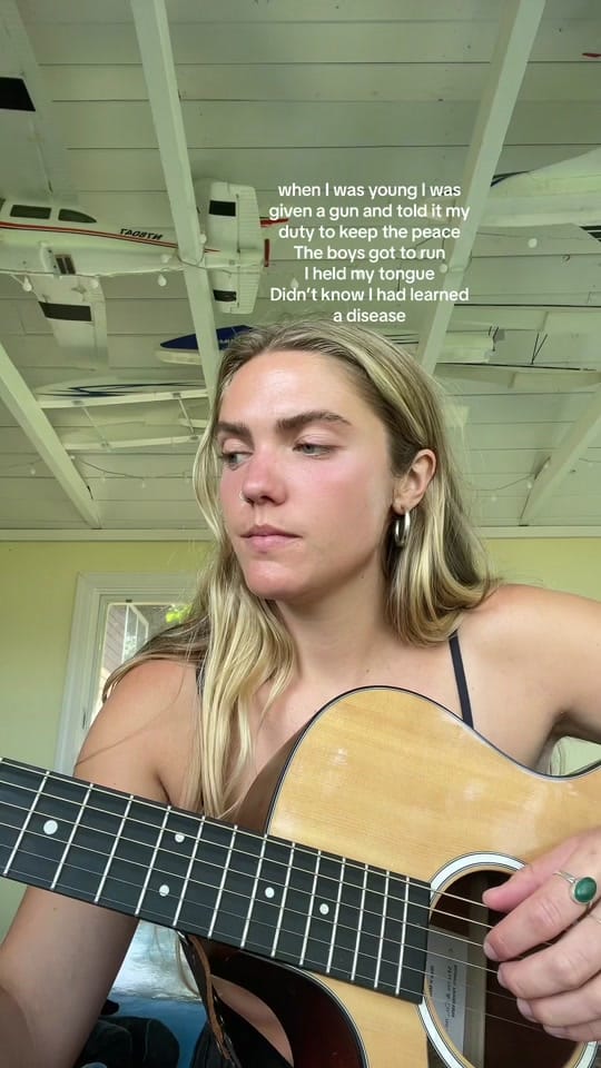 Post 9 by Rosie Rush on TikTok (video)