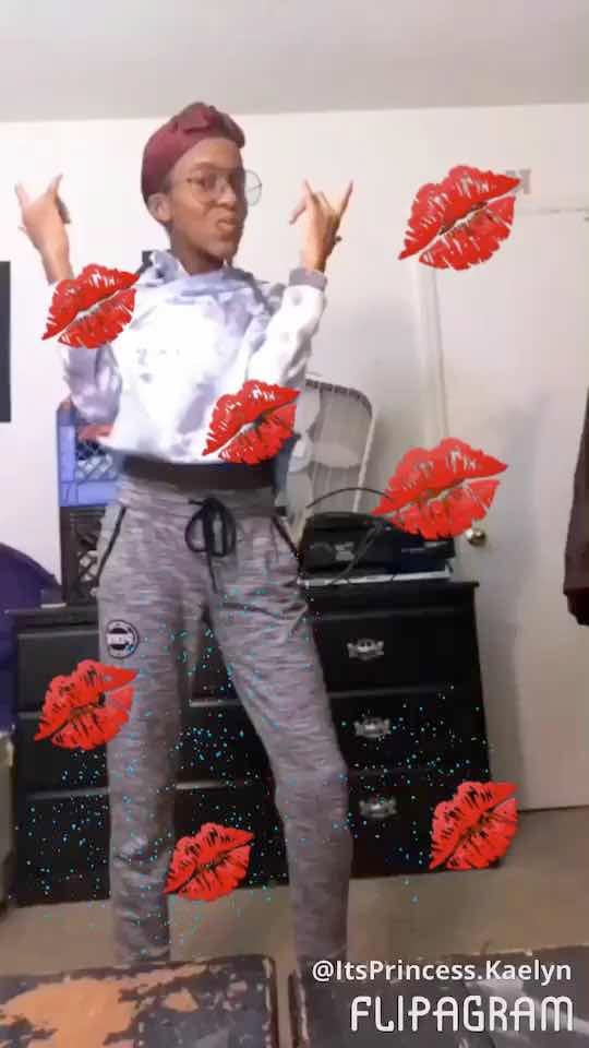 Post 9 by Kaelyn✨💖📷 on TikTok (video)