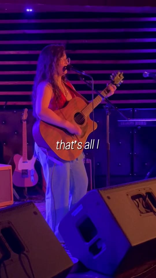 Post 1 by Lucia Flores-Wiseman on TikTok (video)