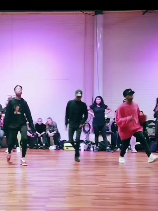 Post 3 by AFRO DANCE on TikTok (video)