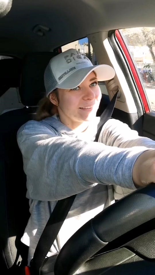 Post 1 by Scarlet Flair on TikTok (video)