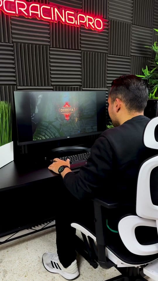 Post 4 by PC RACING on TikTok (video)