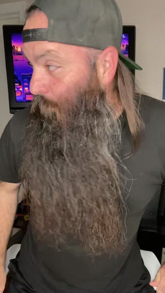 Post 1 by Vikingxoxo on TikTok (video)