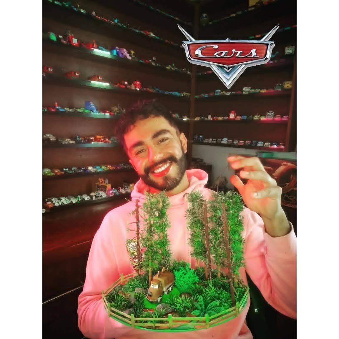 Post 8 by Ligthing Eduardo 95 on TikTok (video)