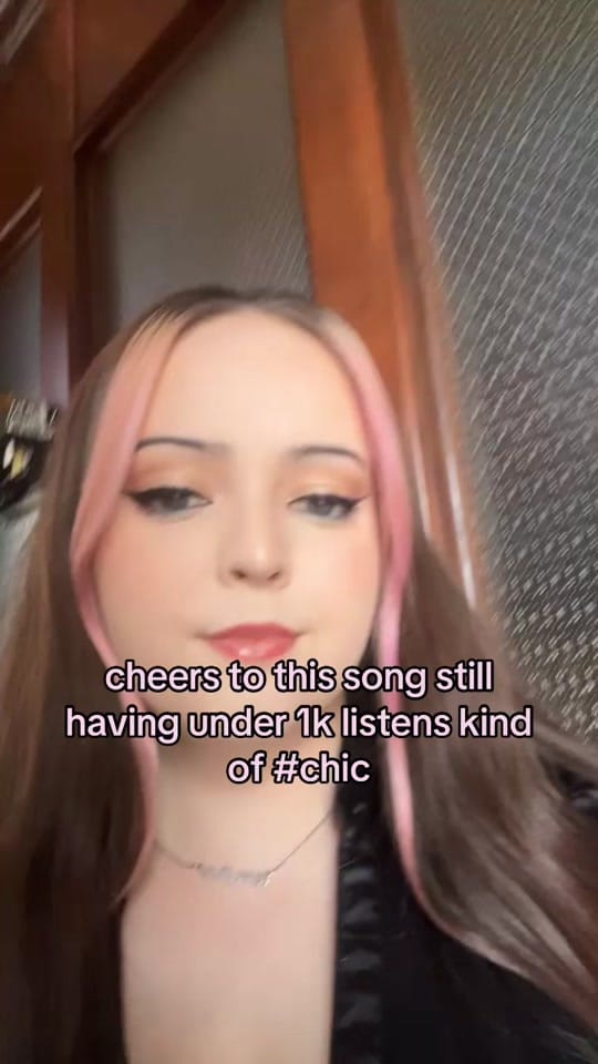 Post 6 by AMIRA on TikTok (video)