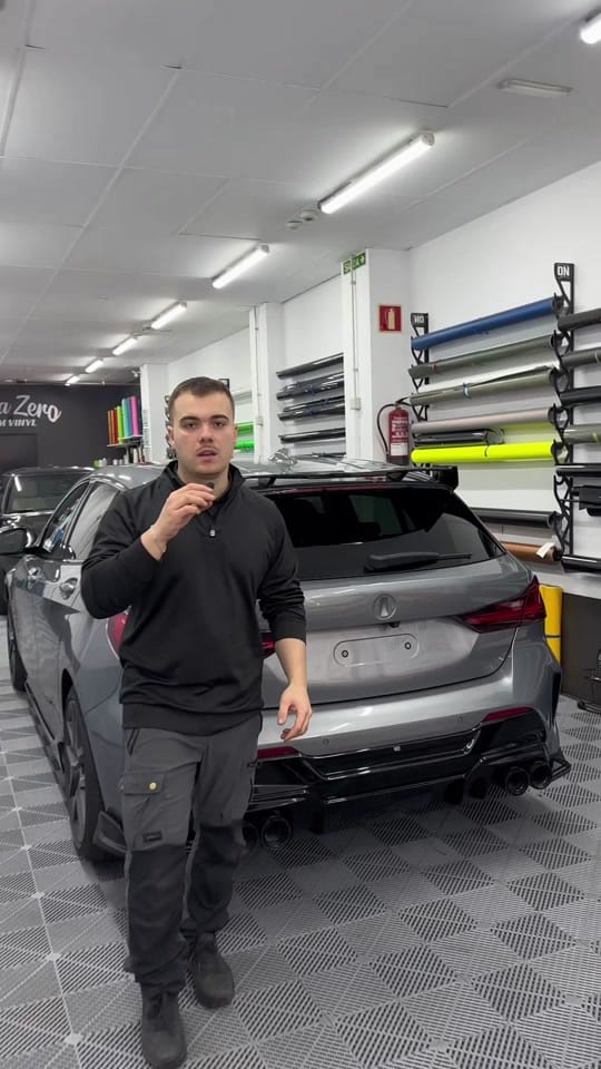 Post 2 by Laminazero on TikTok (video)