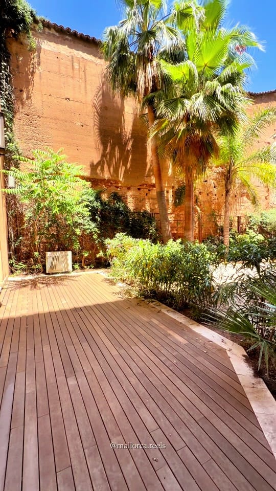 Post 6 by Mallorca Reels on TikTok (video)