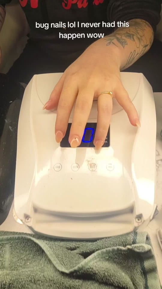 Post 8 by vo nhi on TikTok (video)