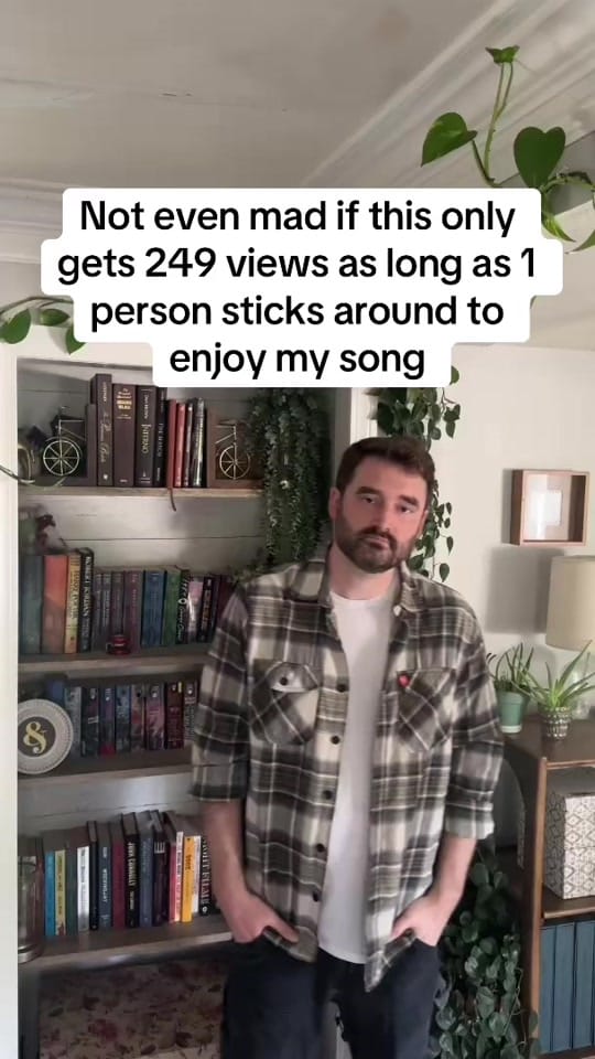 Post 8 by Ricky Reilly on TikTok (video)