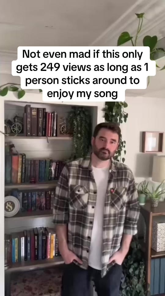 Post 9 by Ricky Reilly on TikTok (video)