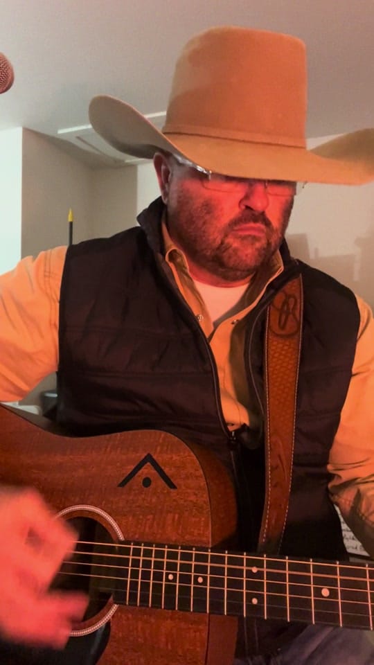 Post 3 by Jessie Blake on TikTok (video)