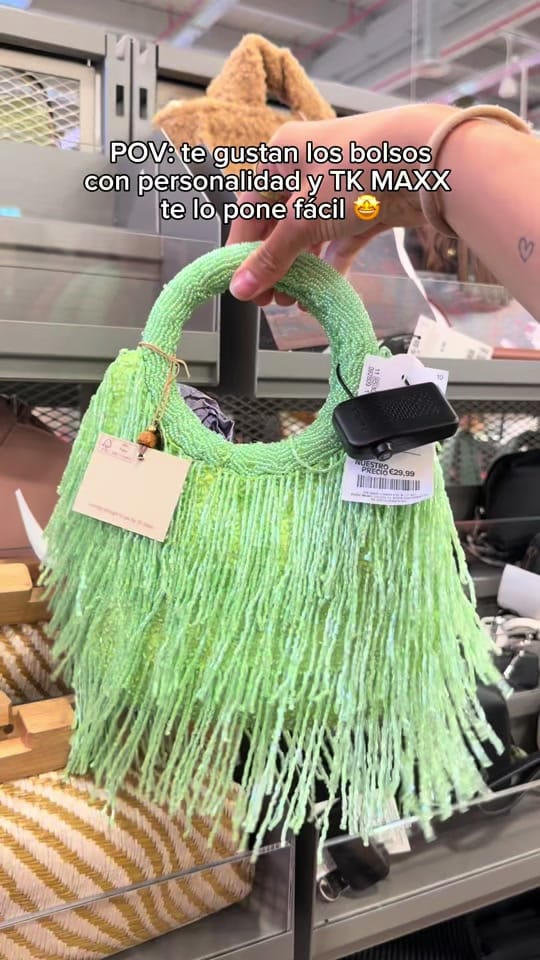 Post 4 by veropascalr on TikTok (video)