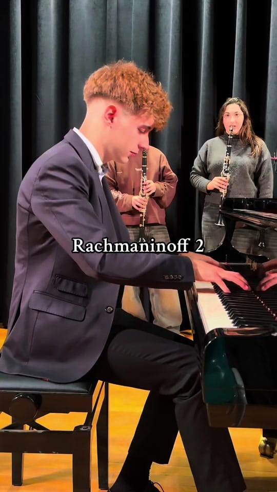 Post 1 by Coque [Piano] on TikTok (video)