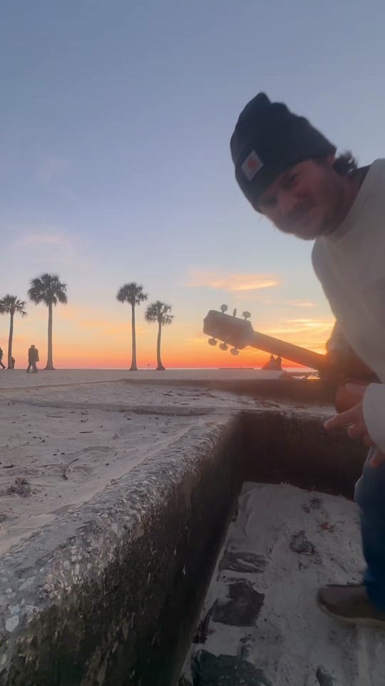 Post 8 by Donny Van Slee on TikTok (video)
