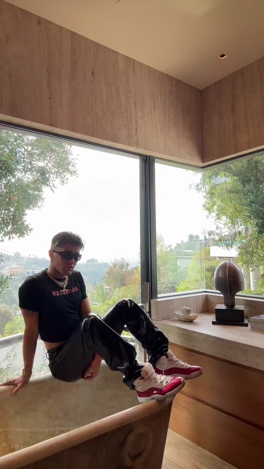 Post 6 by Simon Vendeme ☆ on TikTok (video)