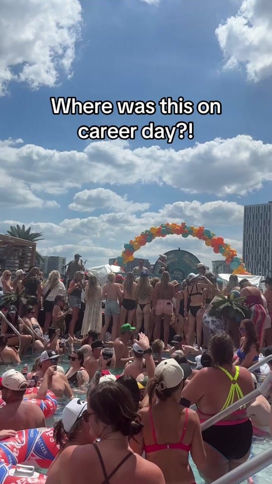 Post 1 by Lexie LaPlante on TikTok (video)