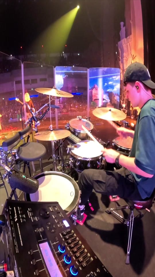 Post 1 by wojtek_deregowski on TikTok (video)
