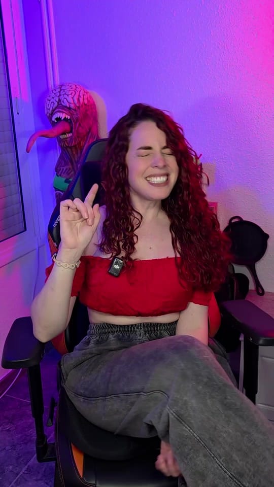 Post 2 by Antonella Aservi on TikTok (video)