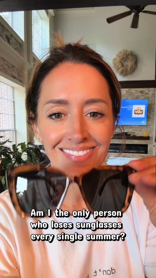Post 5 by Kelly on TikTok (video)