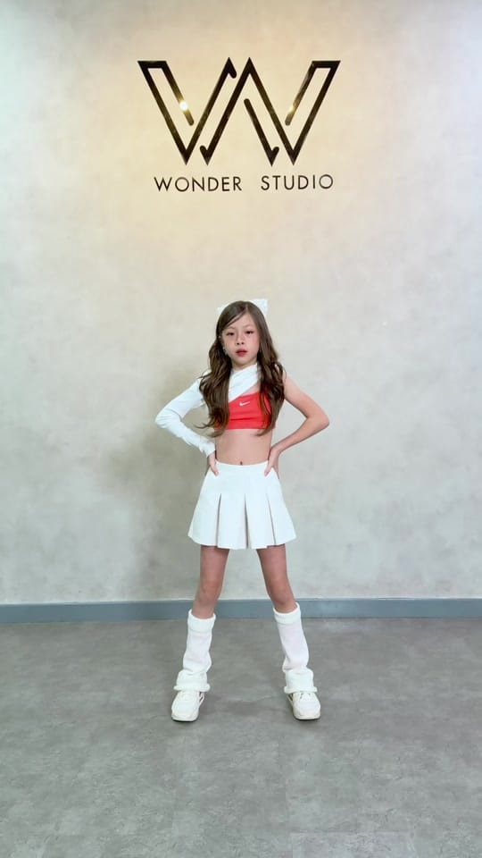 Post 2 by Wonder Studio on TikTok (video)